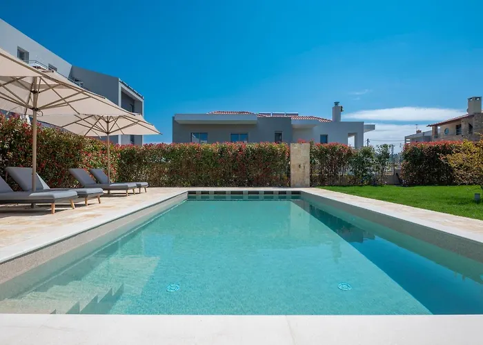Sea Wind Luxury With Private Heated Pool Kassandra Halkidiki Villa