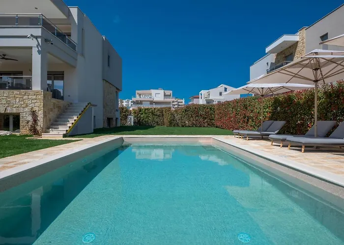 Sea Wind Luxury With Private Heated Pool Kassandra Halkidiki 别墅 *